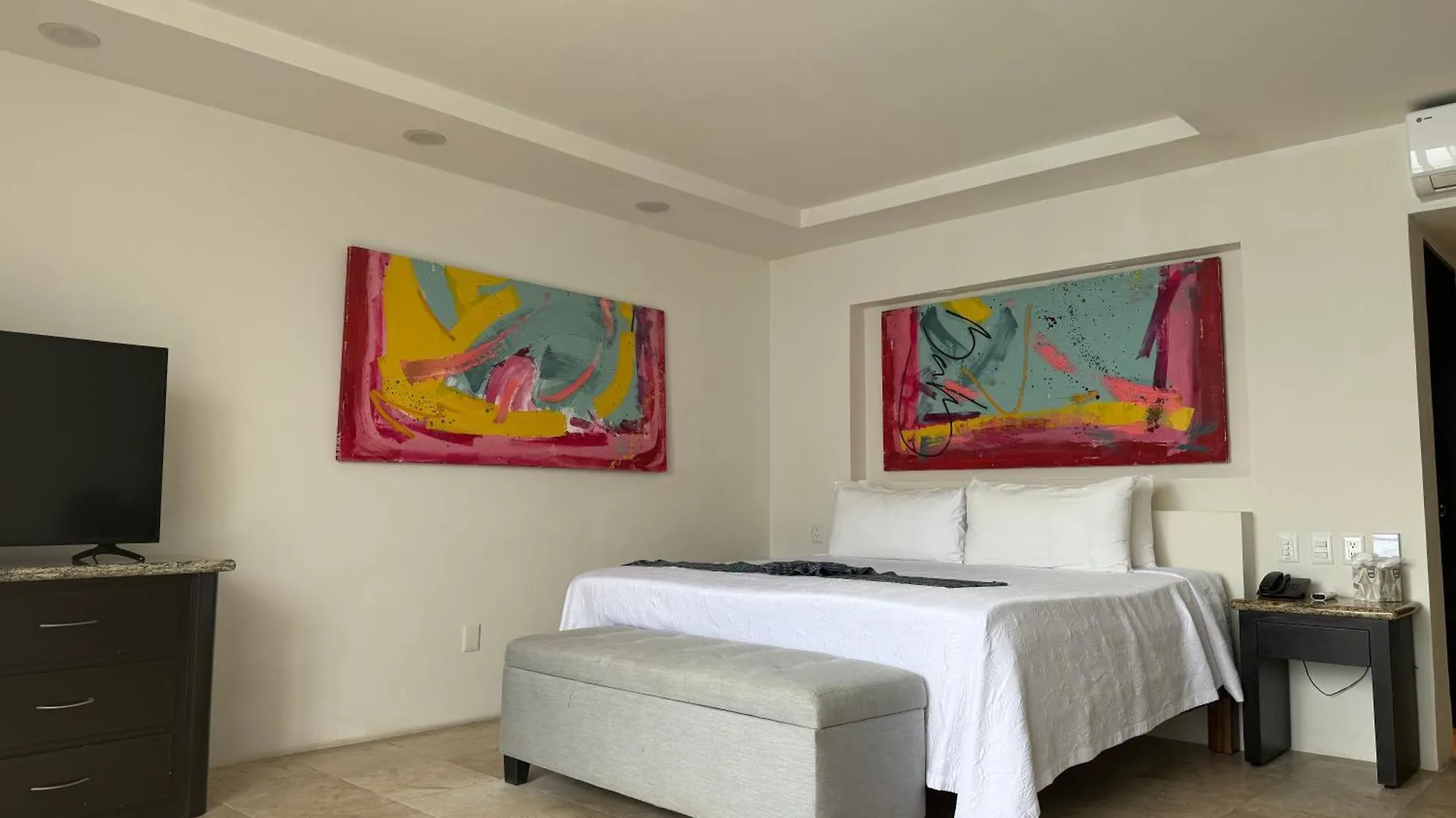 Hotel Delfin Vista Pier Beach Front Puerto Vallarta 3*,  Mexico