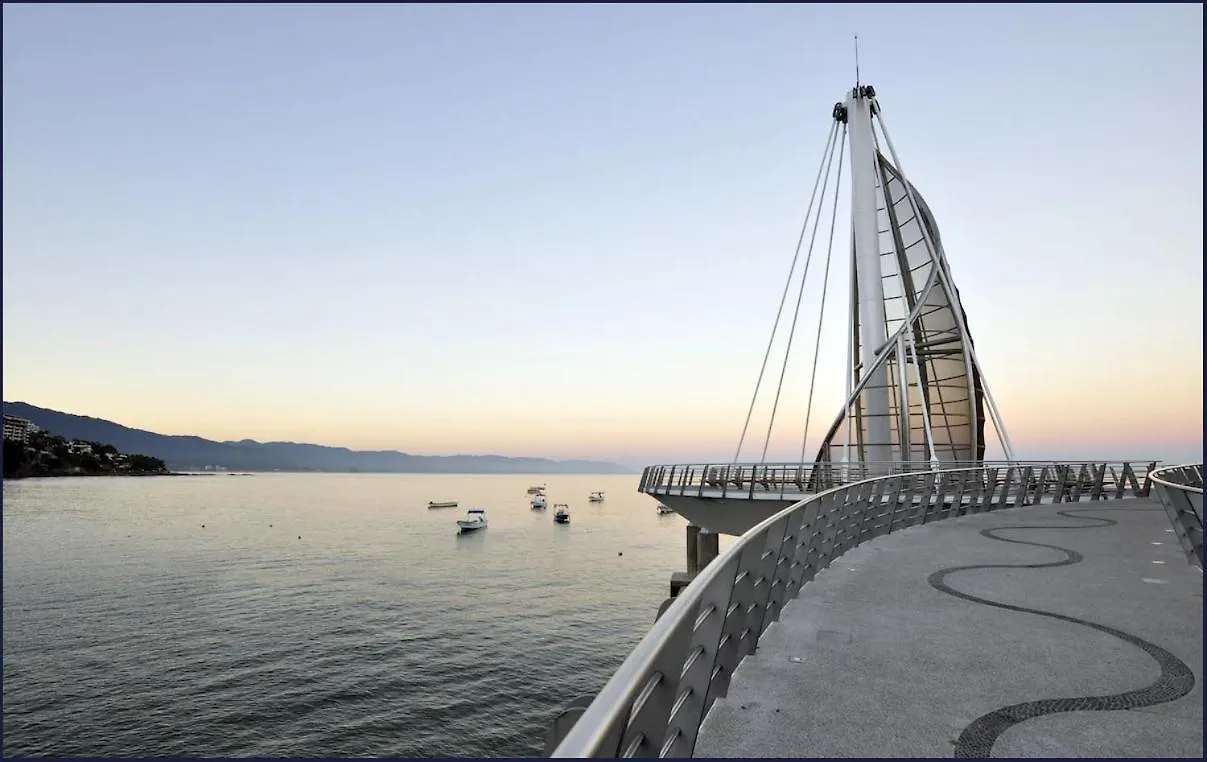 Hotel Delfin Vista Pier Beach Front Puerto Vallarta Mexico